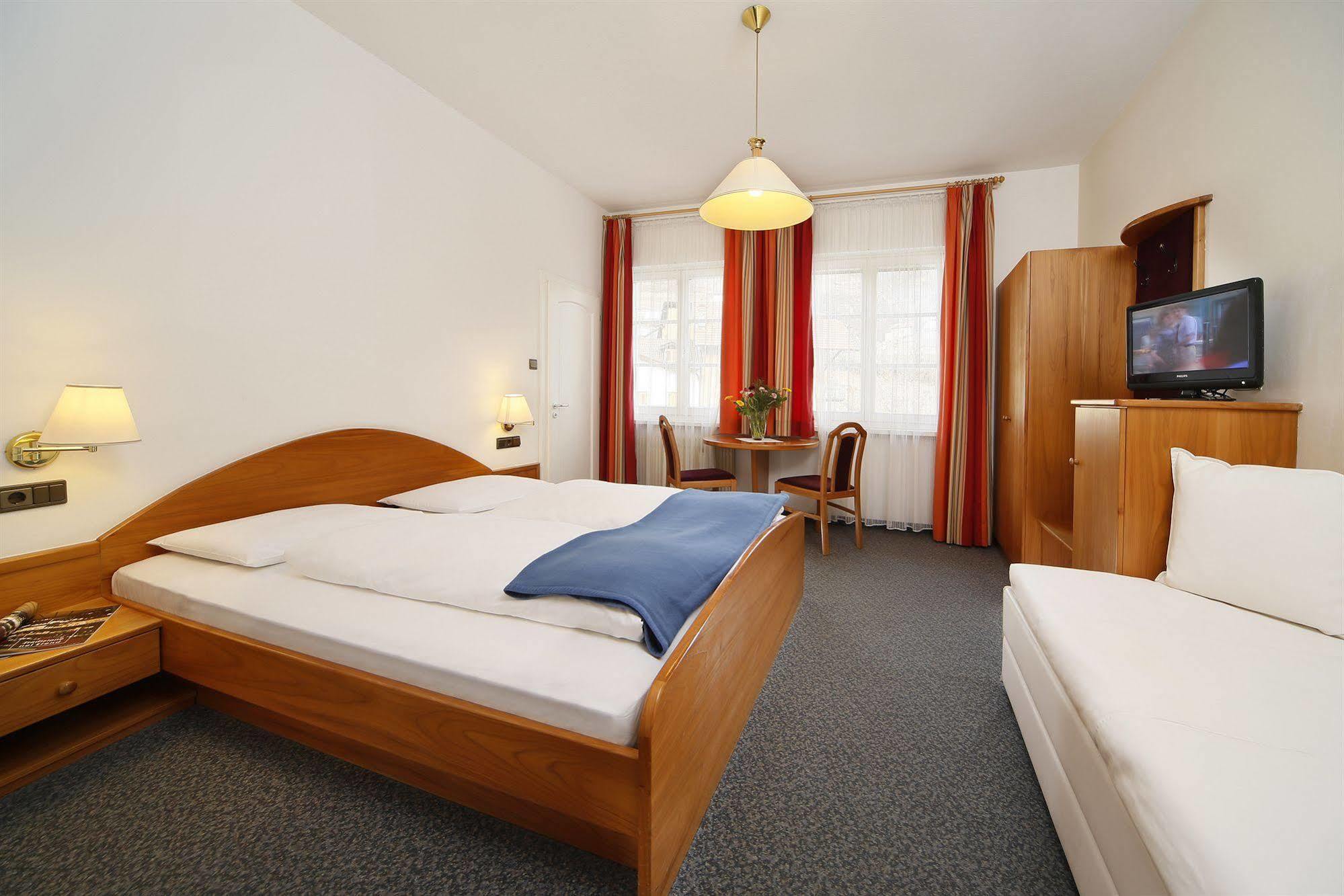 Hotel Rentschnerhof Bolzano Exteriör bild
